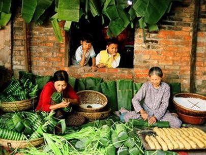 Теплая весна в деревне традиционного промысла по приготовлению «баньчынг» - ảnh 2