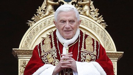 Папа Римский Бенедикт XVI официально ушел в отставку - ảnh 1