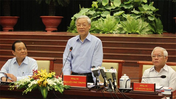 Генеральный секретарь ЦК КПВ Нгуен Фу Чонг посетил город Хошимин - ảnh 1