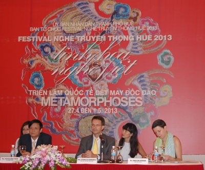 В городе Хюэ окроется Фестиваль традиционных промыслов - 2013 - ảnh 1