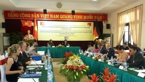 В Ханое продолжился 3-й диалог между Компартией Вьетнама и СДП Германии - ảnh 1