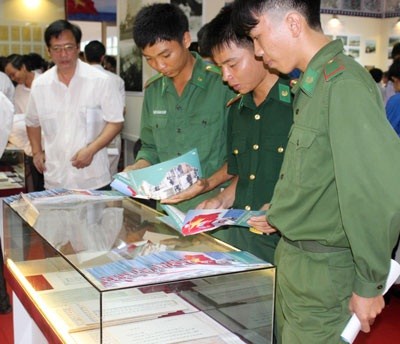 В провинции Хатинь открылась выставка, посвященная островам Чыонгша и Хоангша - ảnh 1