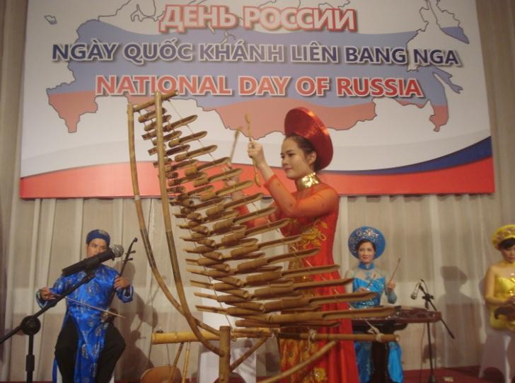 Во Вьетнаме празднуется День России - ảnh 12