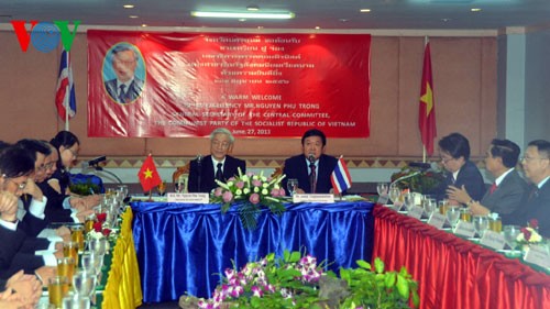 Генсек ЦК КПВ Нгуен Фу Чонг успешно завершил официальный визит в Таиланд - ảnh 2