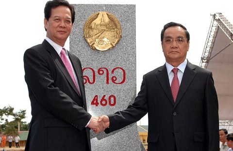 Вьетнам и Лаос завершили демаркацию пограничных столбов между двумя странами - ảnh 2