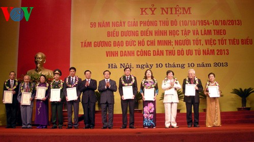 Во Вьетнаме отмечают 59-ю годовщину со дня освобождения Ханоя - ảnh 2