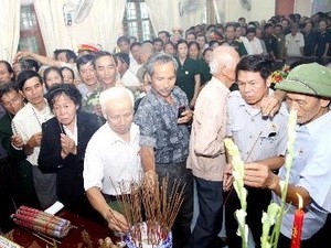 В провинциях и городах Вьетнама чтят память генерала армии Во Нгуен Зяпа - ảnh 2