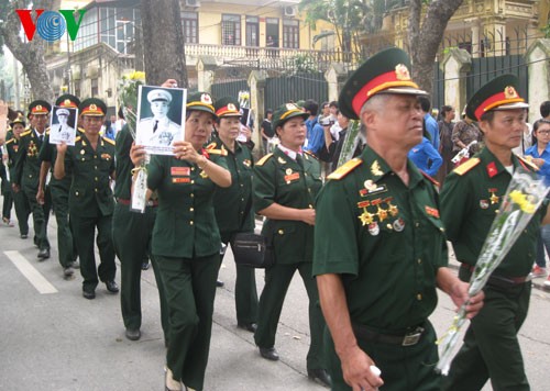 Генерал армии Во Нгуен Зяп в душе вьетнамского народа - ảnh 1
