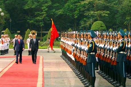 Активизация отношений всестороннего стратегического партнерства между Вьетнамом и Китаем - ảnh 2