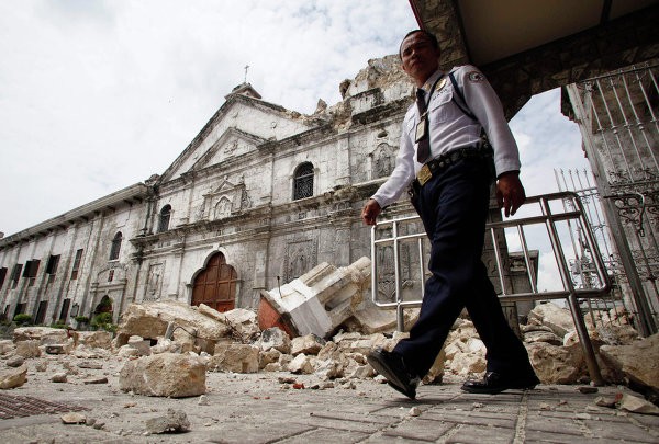 Число пострадавших от землетрясения на Филиппинах растёт - ảnh 1