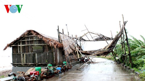 Во Вьетнаме 13 человек погибли из-за тайфуна «Хайян» - ảnh 1
