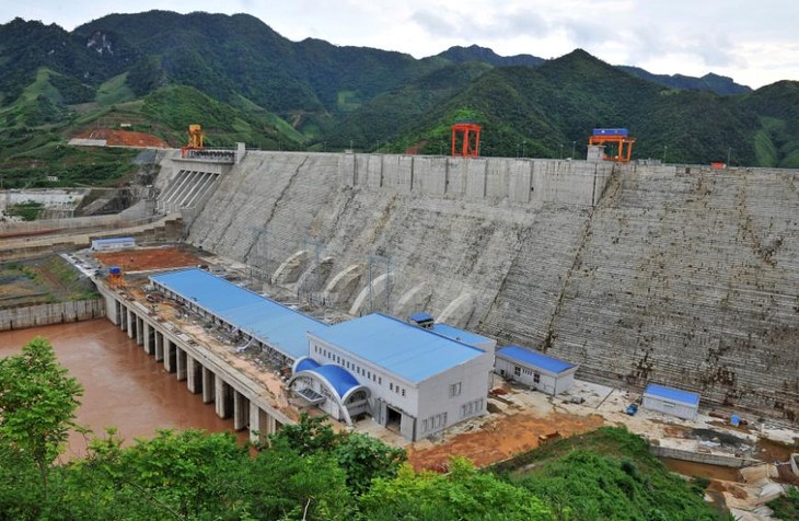 Парламент Вьетнаме обсуждает проекты строительства ГЭС - ảnh 1