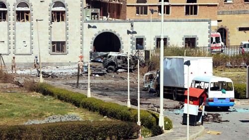 Вьетнам резко осуждает теракт у здания Министерства обороны Йемена - ảnh 1