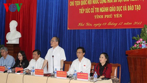 Председатель НС СРВ Нгуен Шинь Хунг посетил провинцию Фуиен - ảnh 1