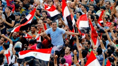 Египет планирует провести референдум по новой конституции в январе 2014 г. - ảnh 1