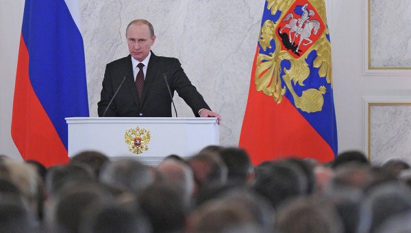 Владимир Путин обратился с ежегодным посланием к Федеральному Собранию - ảnh 1
