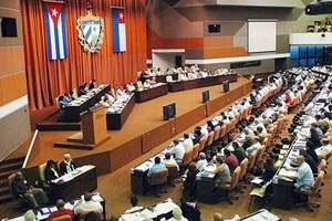 Завершилась 2-я сессия Национальной Ассамблеи Кубы 8-го созыва - ảnh 1