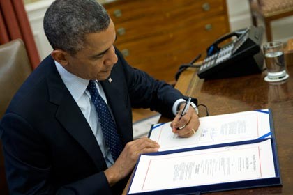 Президент США Барак Обама подписал закон о бюджете на два года - ảnh 1