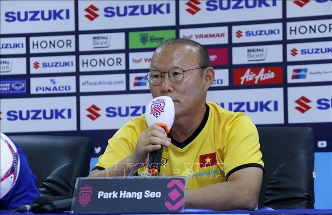 AFF Suzuki Cup 2018: Южнокорейские СМИ воспевают стратегию главного тренера сборной Вьетнама Пак Ханг Сео  - ảnh 1