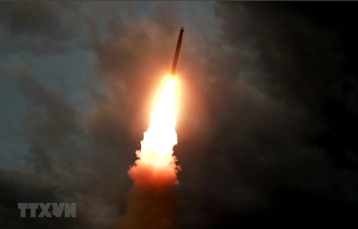 В КНДР заявили об успешном испытании новой сверхкрупной пусковой установки - ảnh 1