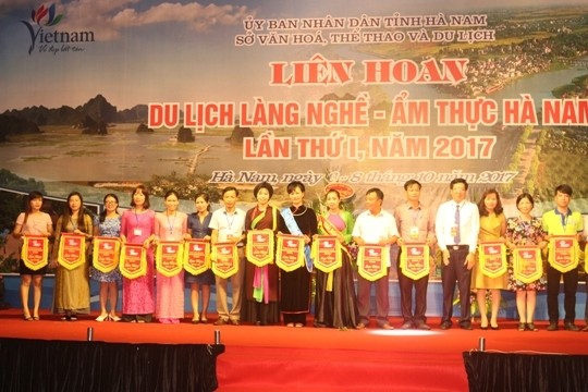 Во Вьетнаме проходят различные культурные и туристические мероприятия - ảnh 1