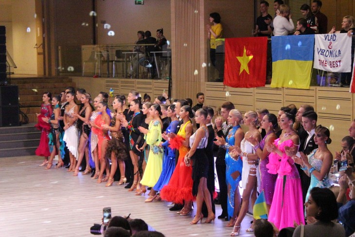 Танцевальный спорт: Впервые Вьетнам выступил на мировом первенстве - ảnh 6