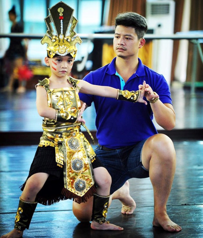 Заслуженный артист Дам Хан Зянг и его мечта популяризировать вьетнамский балет за границей - ảnh 3