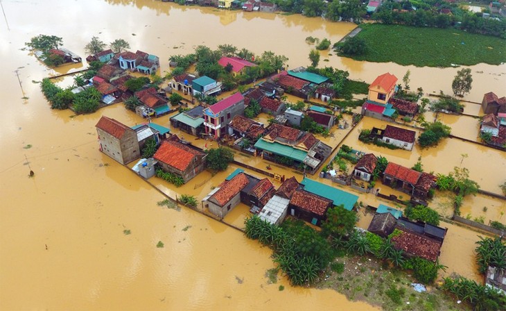 Премьер-министр Вьетнама направил письмо в адрес пострадавших от стихийных бедствий в центральной части страны    - ảnh 1