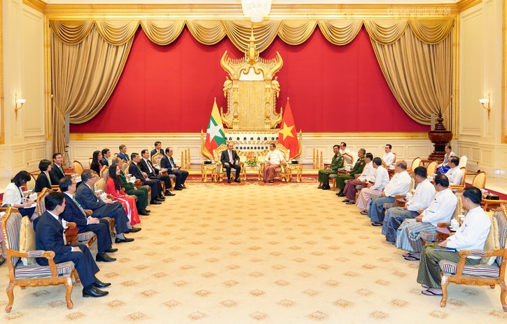 Премьер-министр Вьетнама Нгуен Суан Фук встретился с президентом Мьянмы У Вин Мьинтом - ảnh 1