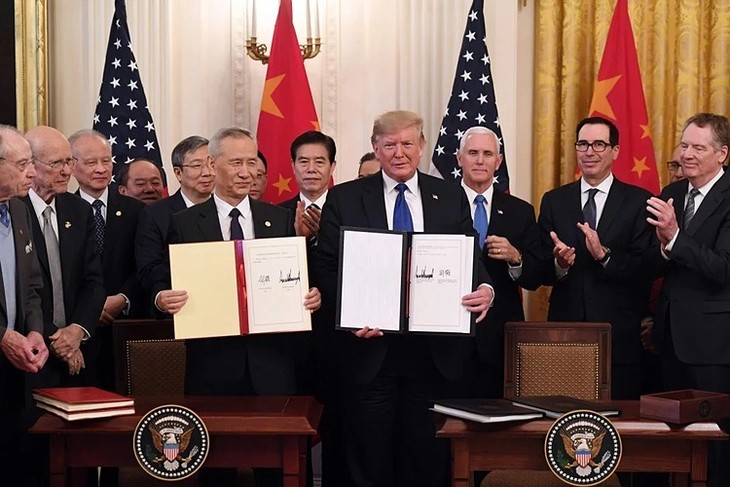 Что стоит за первой фазой торгового соглашения между США и Китаем? - ảnh 1