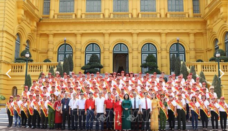 Вице-президент Вьетнама Данг Тхи Нгок Тхинь выразила надежду на активное участие каждого гражданина в донорской акции  - ảnh 1