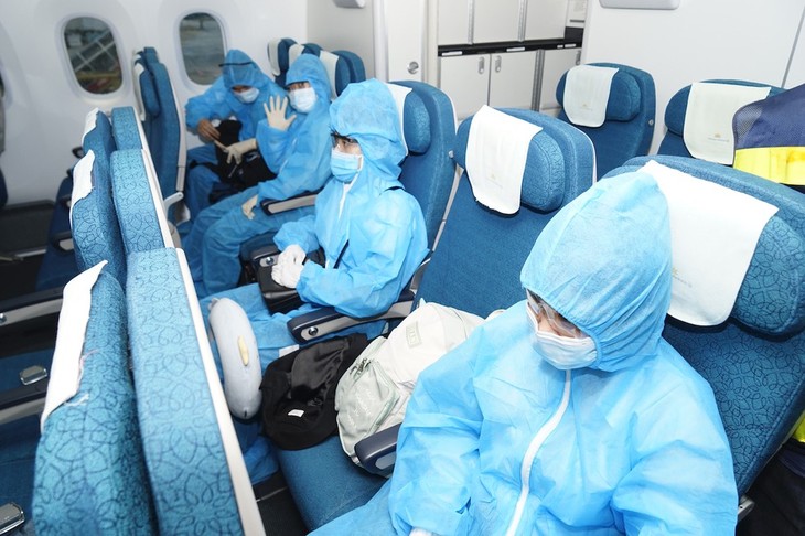 Осуществлён первый коммерческий рейс после отмены из-за пандемии коронавируса - ảnh 1