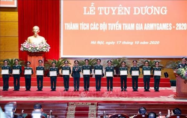 Награждены вьетнамские команды-участницы Army Games – 2020 - ảnh 1