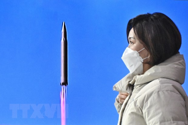 США объявили о новых санкциях в связи с испытанием ракеты в КНДР - ảnh 1