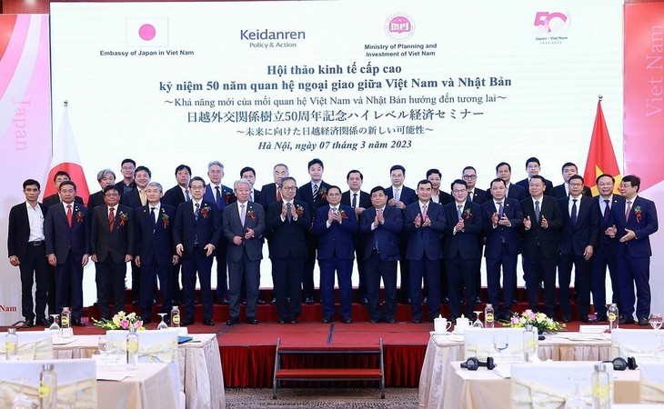 Фам Минь Тинь: необходимо содействовать тесному и надежному стратегическому партнерству между Вьетнамом и Японией - ảnh 1