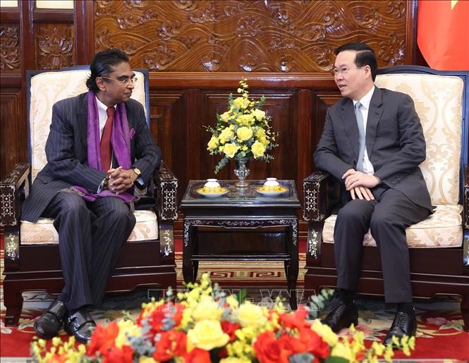 Президент Во Ван Тхыонг принял послов ОАЭ, Шри-Ланки и Чили, вручивших ему верительные грамоты - ảnh 2
