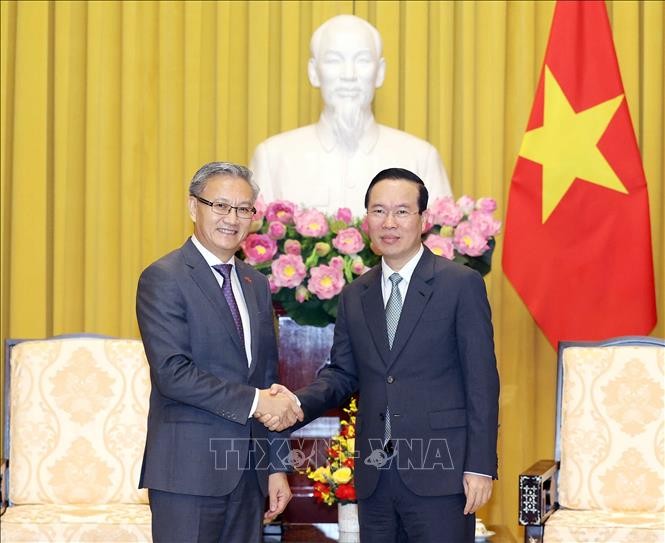 Дальнейшее повышение эффективности всестороннего сотрудничества между Вьетнамом и Лаосом - ảnh 1