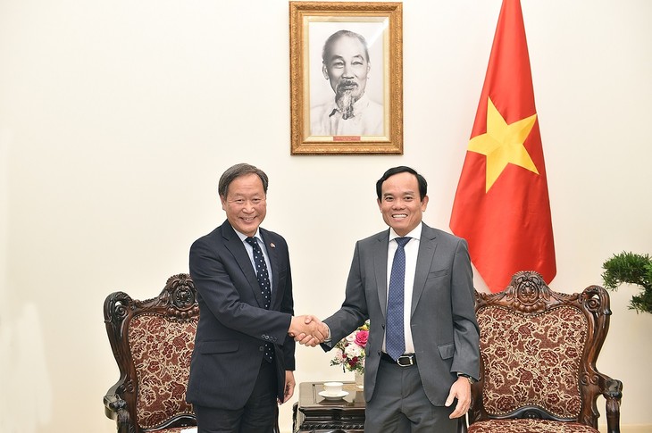 Вице-премьер Чан Лыу Куанг принял Старшего исполнительного вице-президента JICA - ảnh 1
