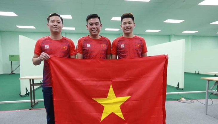 Вьетнамская спортивная делегация завоевала первую серебряную медаль на 19-х Азиатских играх - ảnh 1