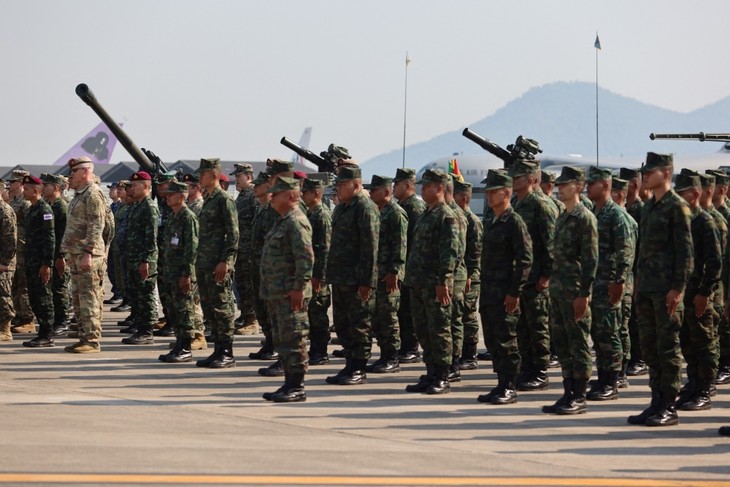 9000 солдат примут участие в военных учениях 