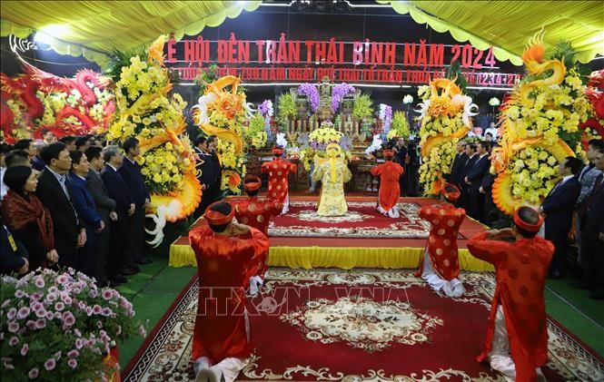 Открылся Фестиваль в храме Чан в провинции Тхайбинь 2024 года - ảnh 1