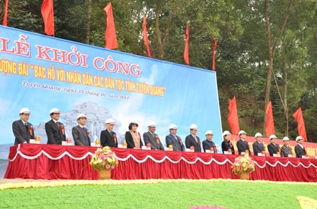 Khởi công tượng đài Chủ tịch Hồ Chí Minh ở Tuyên Quang - ảnh 1