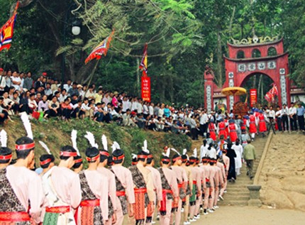 Tỉnh Phú Thọ công bố Giỗ tổ Hùng Vương - Lễ hội Đền Hùng 2013 - ảnh 1