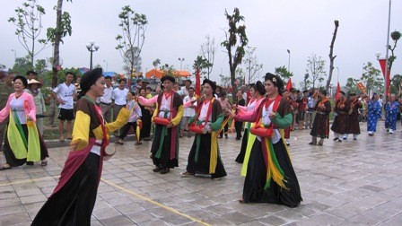 Lễ hội truyền thống đình – đền Hào Nam với những hoạt động phong phú - ảnh 1