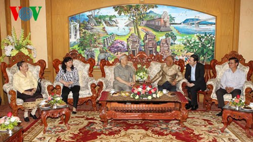 Tổng Bí thư Nguyễn Phú Trọng thăm và chúc Tết Lào - ảnh 1
