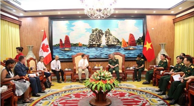 Cục Chính sách An ninh quốc tế, Bộ Quốc phòng Canada thăm Việt Nam  - ảnh 1