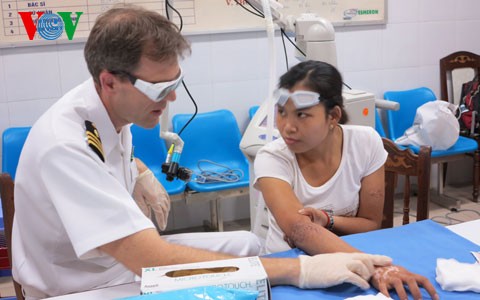 Đoàn đối tác Thái Bình Dương chữa trị thành công cho hơn 50 bệnh nhân bị bỏng nặng - ảnh 1