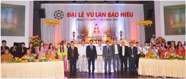 Đại lễ Vu lan 2014 của cộng đồng người Việt tại Praha - ảnh 5