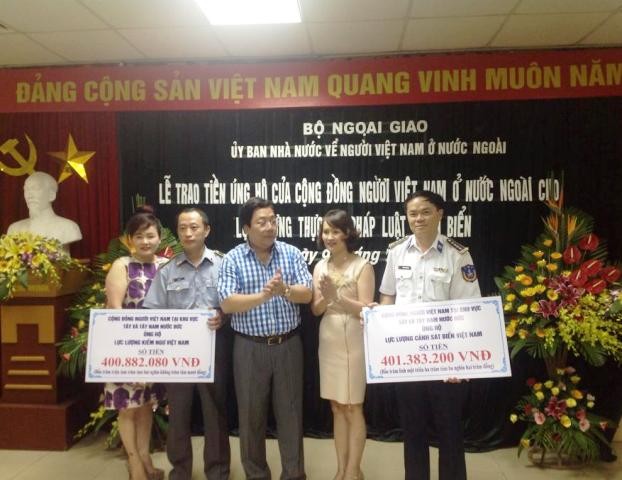 Hội từ thiện Con Cò Trắng của cộng đồng người Việt Nam tại CHLB Đức - ảnh 4