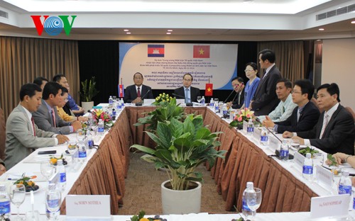 Xây dựng đường biên giới hòa bình, hữu nghị Việt Nam - Campuchia - ảnh 1